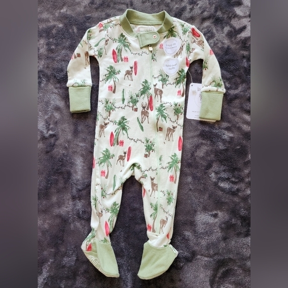 NEW baby girl or boy holiday Christmas Burt's bees footed pajama bundle size 6m - Picture 3 of 8